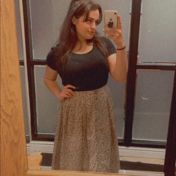 Meet your Posher, Alison - Picture 2 of 4